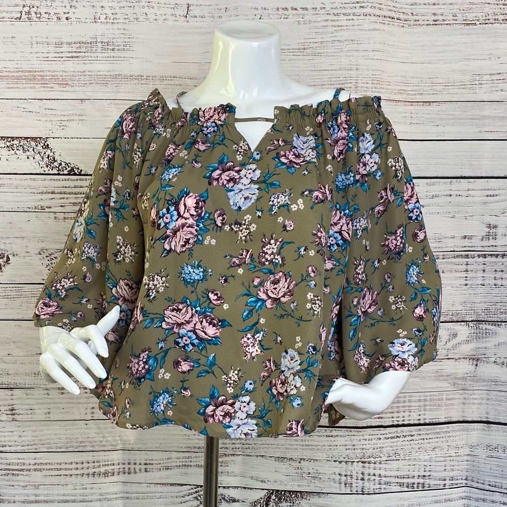 OliveGreen Flowery Fall Off Shoulder Blouse Active